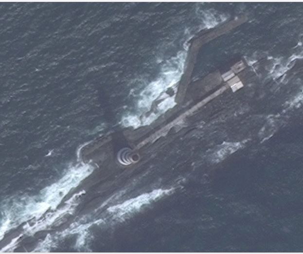 Satellite photo of Alguada Reef today